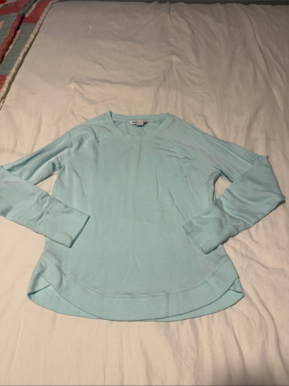 Athleta Women’s Long Sleeve Crewneck Top - Light Aqua XS TP